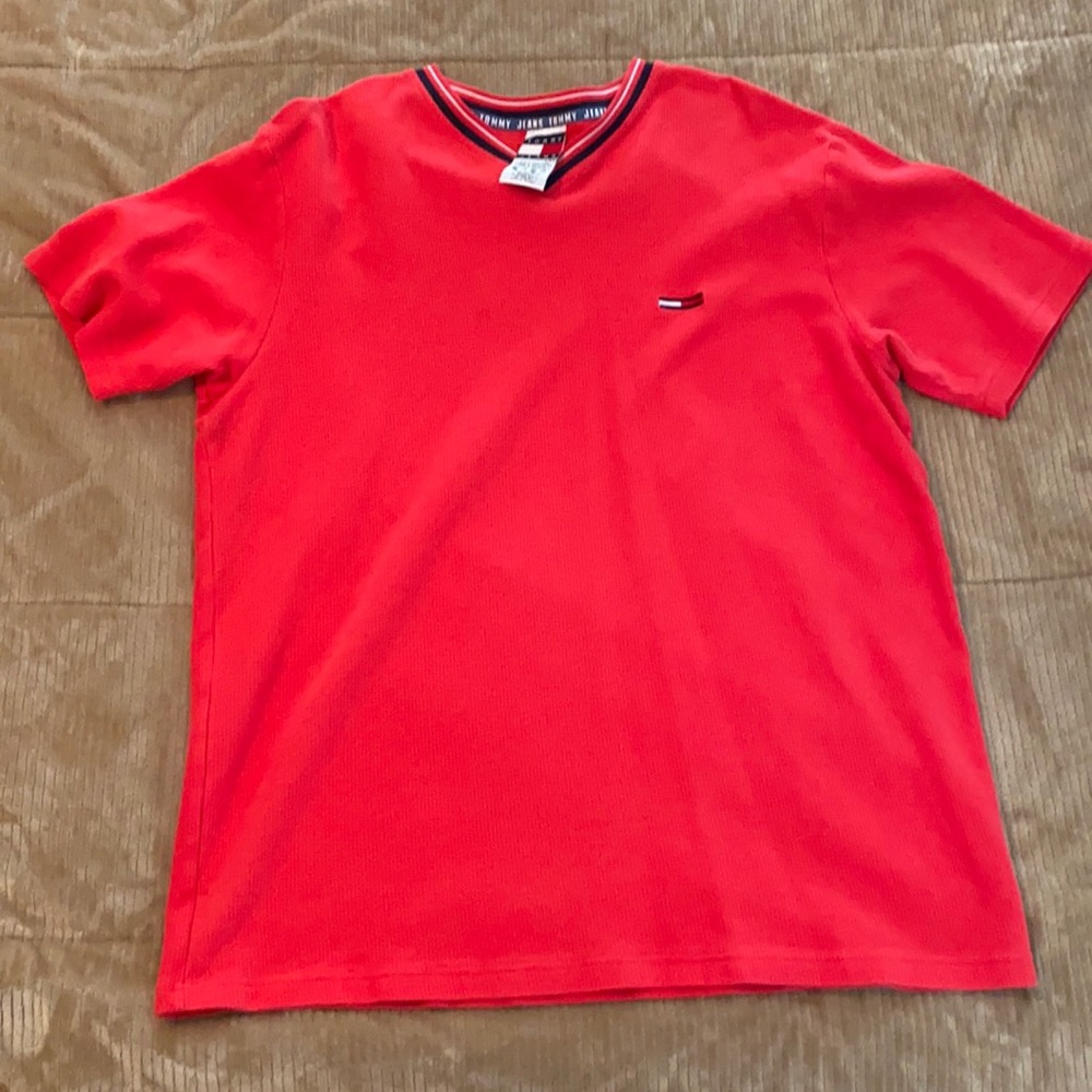 Tommy Hilfiger Men’s SS Shirt Sz: Large- RED
